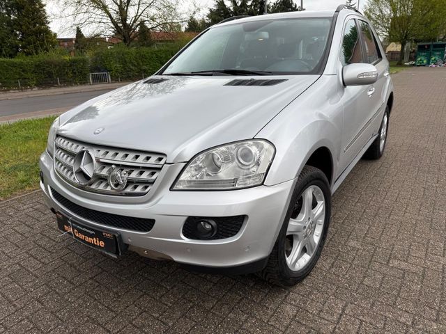 Mercedes-Benz ML 280 Autom Leder Navi AHK Schiebedach