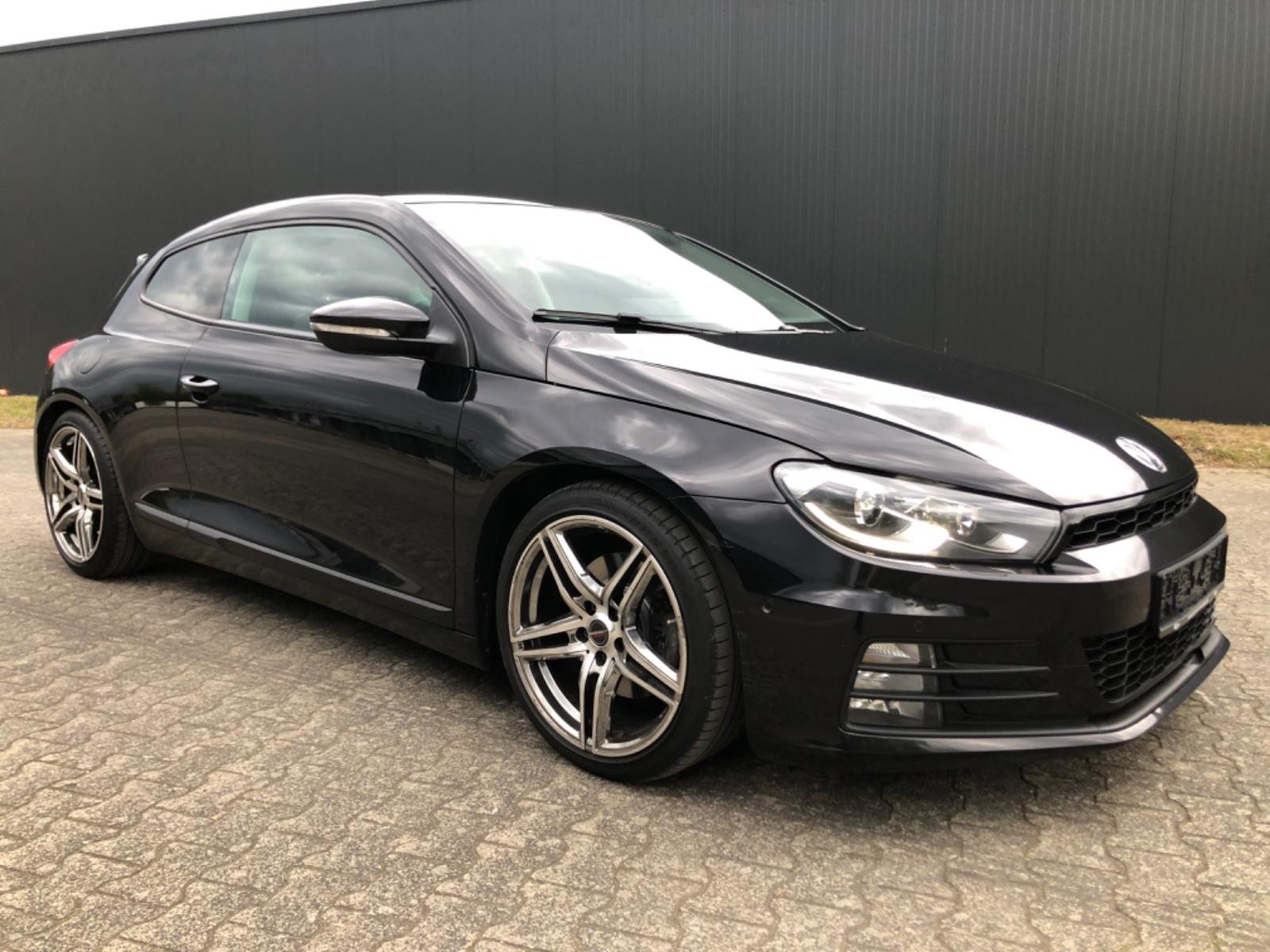 Volkswagen Scirocco 2,0 TDI DSG BMT 184PS+Scheckheft+Navi