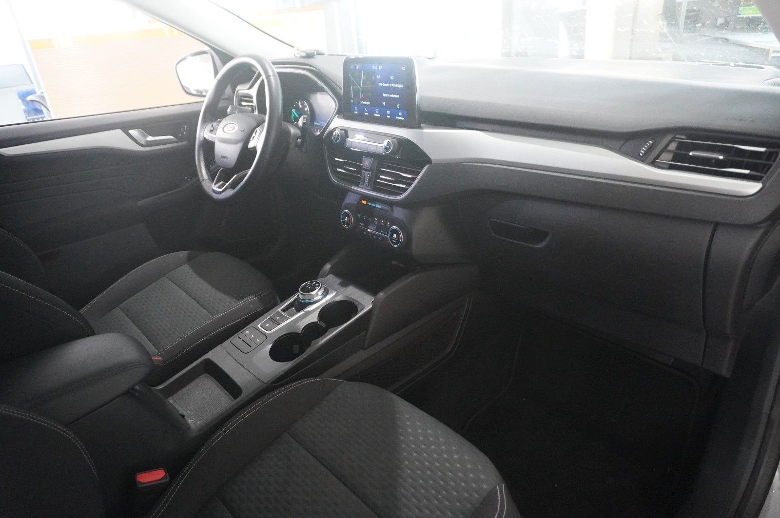 Fahrzeugabbildung Ford Kuga 2.5 HYBRID COOL & CON. NAVI/LED/SPORT/DAB+