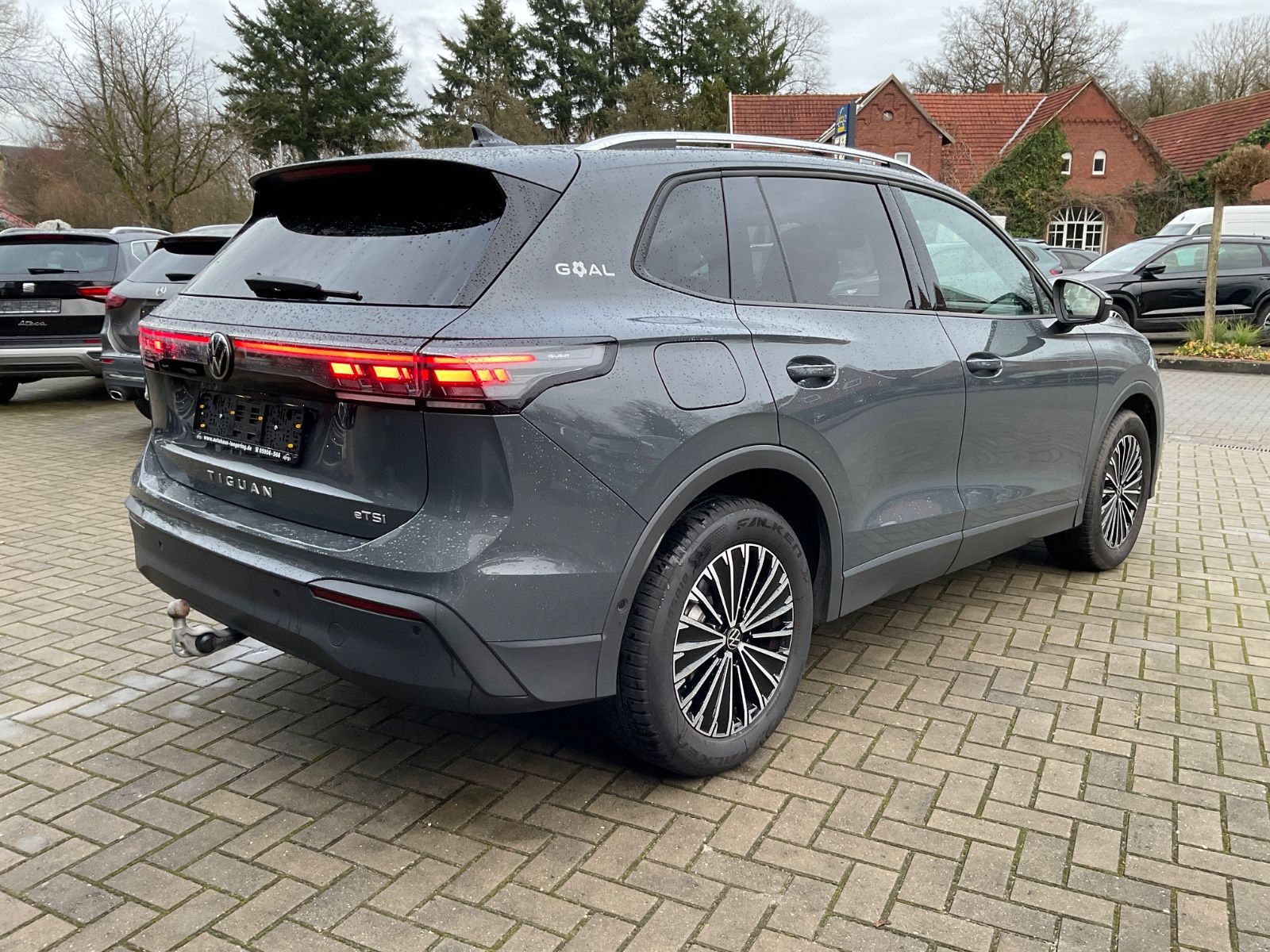 Fahrzeugabbildung Volkswagen Tiguan 1.5 eTSI DSG GOAL,AHK,IQLight,ACC,Kamera