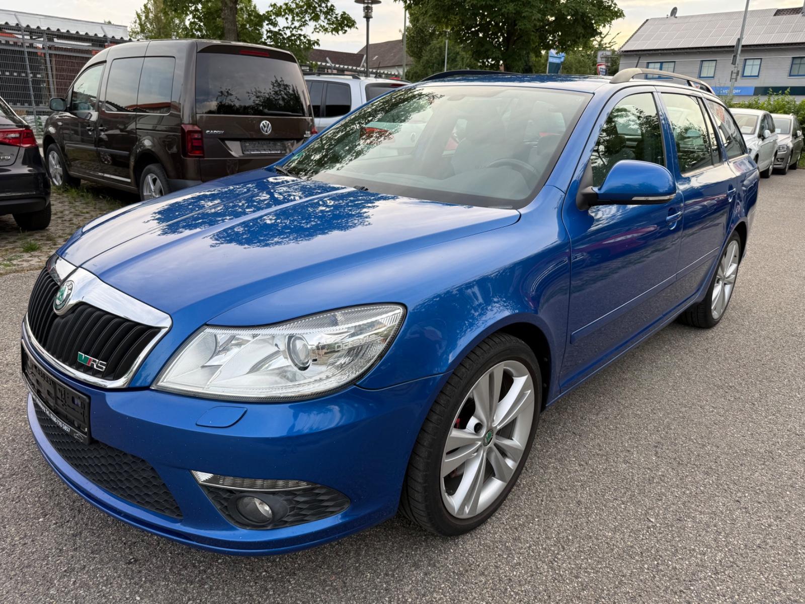 SKODA OCTAVIA - RS - 200 CV - BVM - CARNET ENTRETIEN