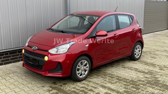 Hyundai i10 1.0 Klima 5 Türig 2. Hand 8xReifen TÜV 07.26