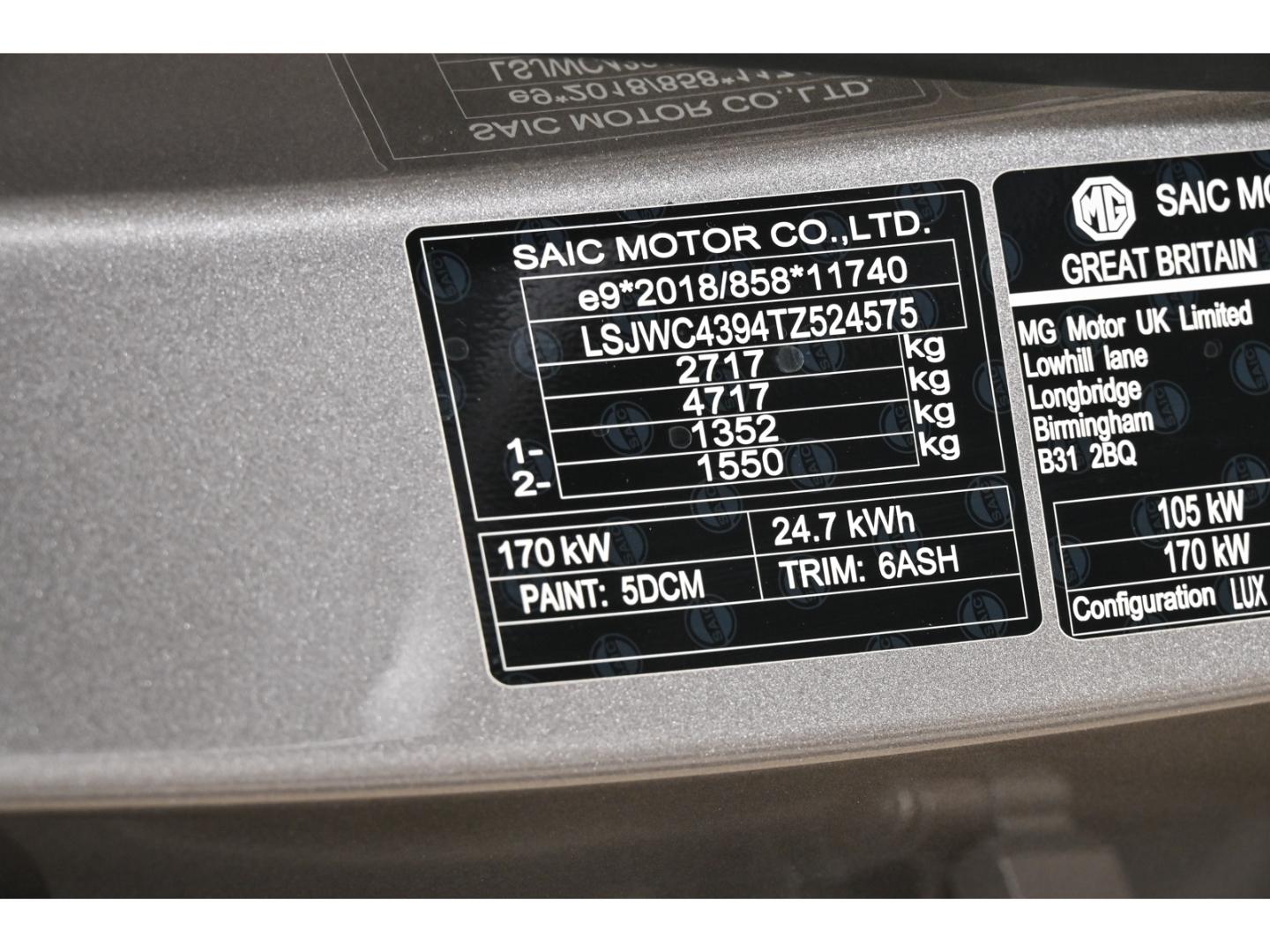 MG S9 PHEV StandHZG El. Panodach Navi Leder Digital