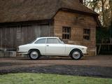 Alfa Romeo GT 1300 Junior | Recently restored | 25-year-own - weiße Alfa Romeo GT