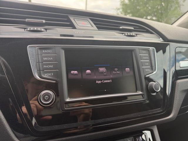 Touran 1.2 TSI Comfortline Navi Apple CarPlay