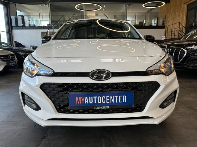 MYAUTOCENTER – Gebraucht- und Jahreswagen mit Werkstattservice in Pfaffenhofen Hyundai i20 *TÜV:828*KLIMA*TEMPO*CARPLAY*PDC*CAM*