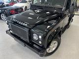 Land Rover Defender 90 Station Wagon|1HD|AHK|Recaro|Standh. - Land Rover Defender: Schwarz