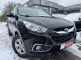 Hyundai ix35 2WD *Sitzheizung-vorne/hinten*Temp*PDC* - Hyundai ix35 in Kiel