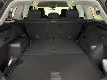 Fahrzeugverkauf 29 Skoda Kodiaq 1.5 TSI Selection Matrix*7-Sitze*AHK