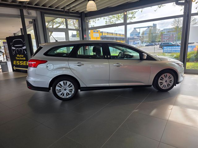 FORD Focus Turnier Trend - Bild 4