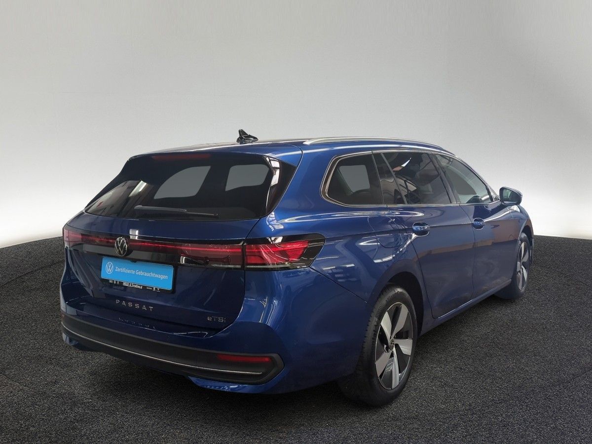 Volkswagen Passat Variant Business 1.5 eTSI DSG LED NAV KAM foto 4