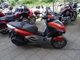 Piaggio MP3 300 Yourban  LT / PKW - Angebote entsprechen deinen Suchkriterien
