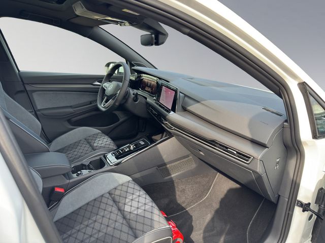Golf VIII 1.5eTSI DSG R-Line AHK