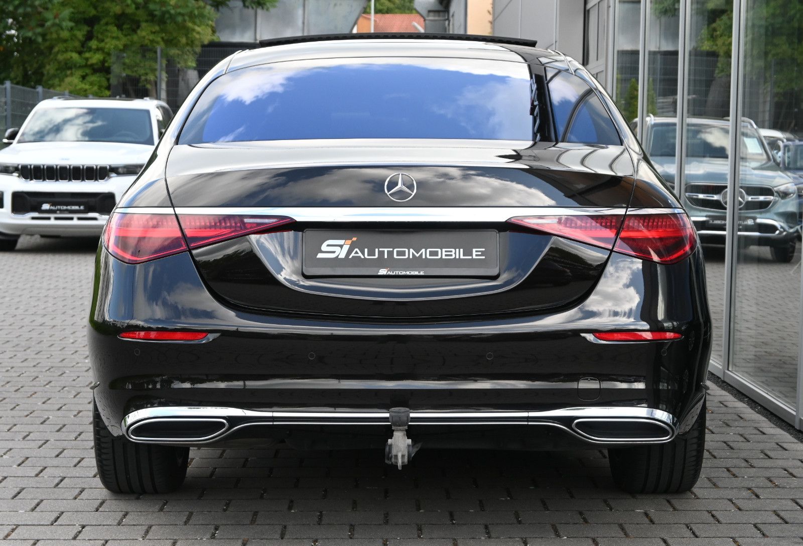 Fahrzeugabbildung Mercedes-Benz S 400 d 4MAT. Lang °UVP 170.901€°AHK°FOND-TV°HUD