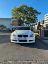 BMW e92 320i - BMW 320 aus 2008: Coupe, 320i
