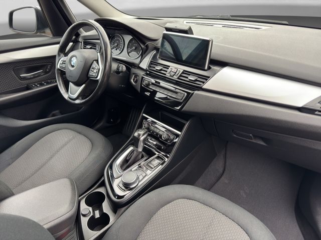 Fahrzeugabbildung BMW 218d Gran Tourer LED+Head-up+Kamera+ACC+AHK