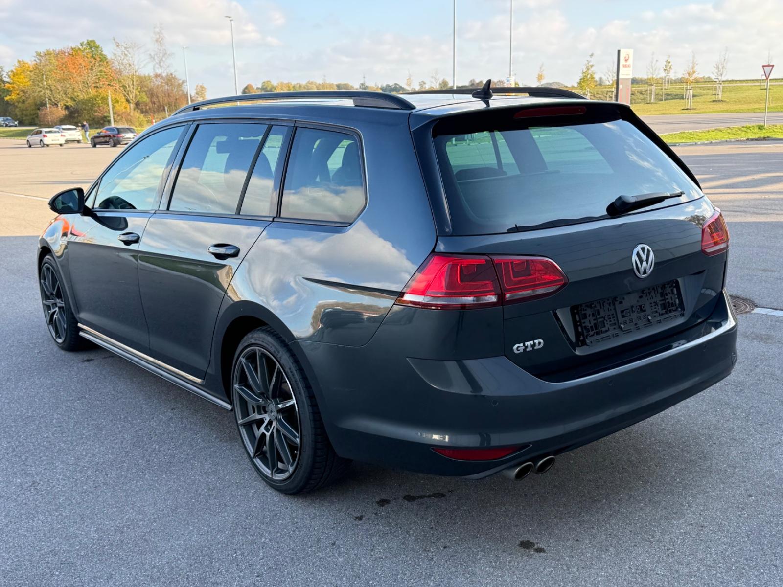 Volkswagen Golf 2015 — photo 8