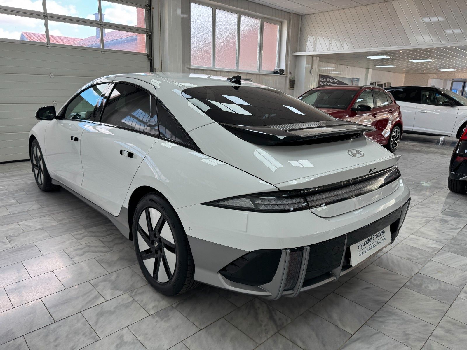 Hyundai IONIQ 6 – Bild 6
