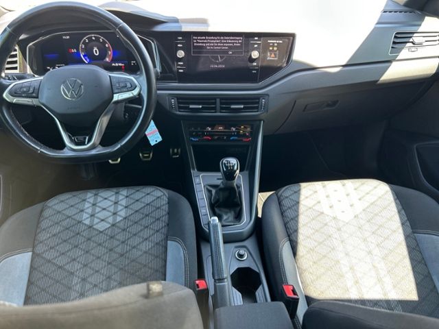 Fahrzeugabbildung Volkswagen Polo 1.0 TSI R-LINE KAMERA SOUND MATRIX SHZ APP-