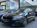 BMW 540i xDrive Touring M Sport | Panorama | Head-Up - BMW 540 in Kassel