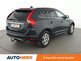 Volvo XC60 2.4 D4 Momentum AWD Aut.*NAVI*PDC*SHZ*TEMPO - Volvo XC60 Gebrauchtwagen in Hamburg