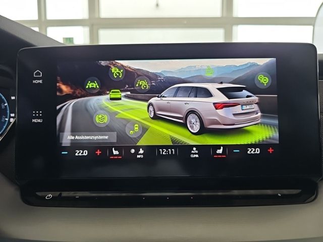 Fahrzeugabbildung SKODA Octavia Combi 2.0 TDI DSG Style MATRIX NAVI PANO