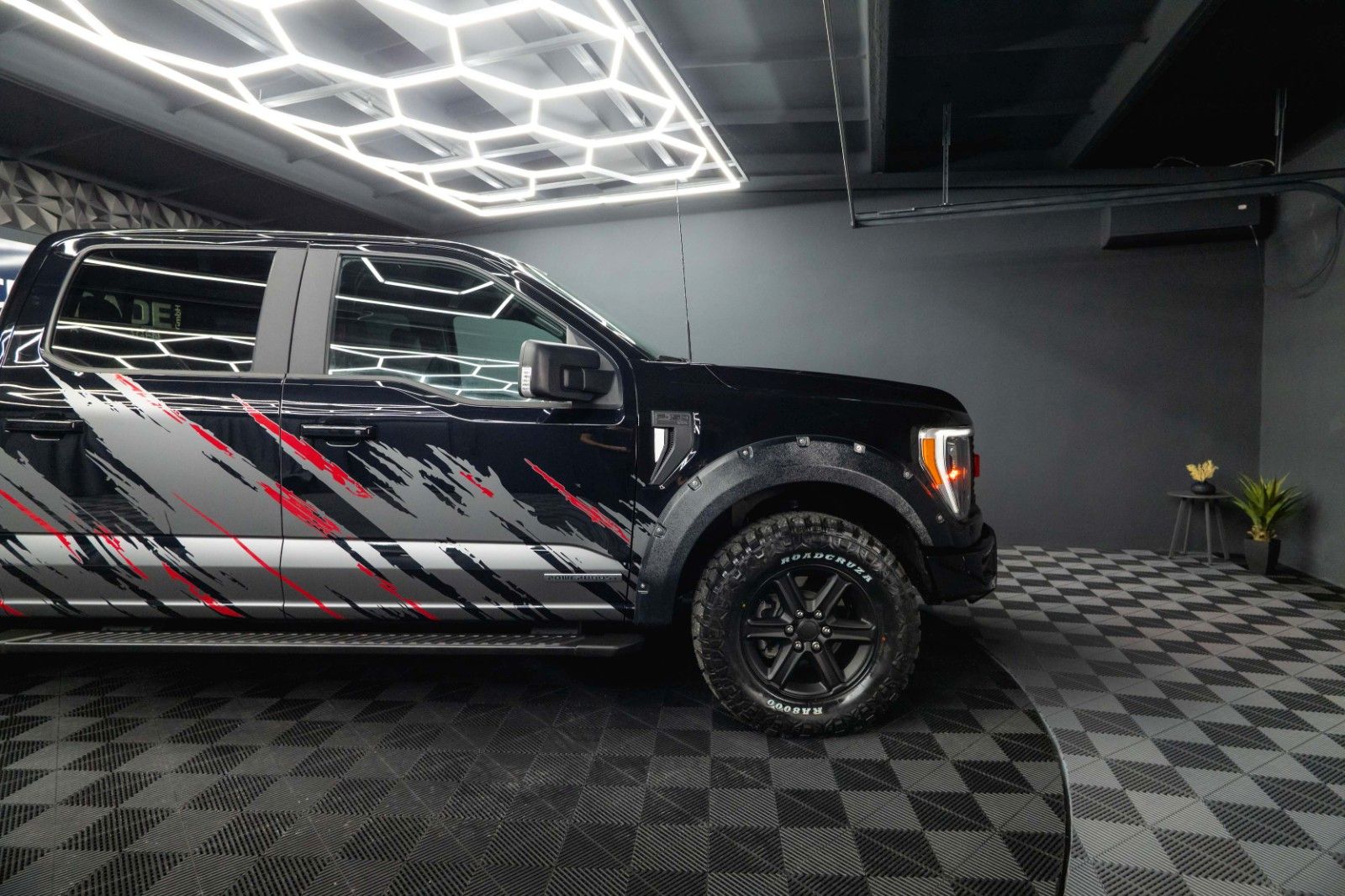 Fahrzeugabbildung Ford F150 3.5L V6 PowerBoost RAPTOR Twin-Turbo 4x4