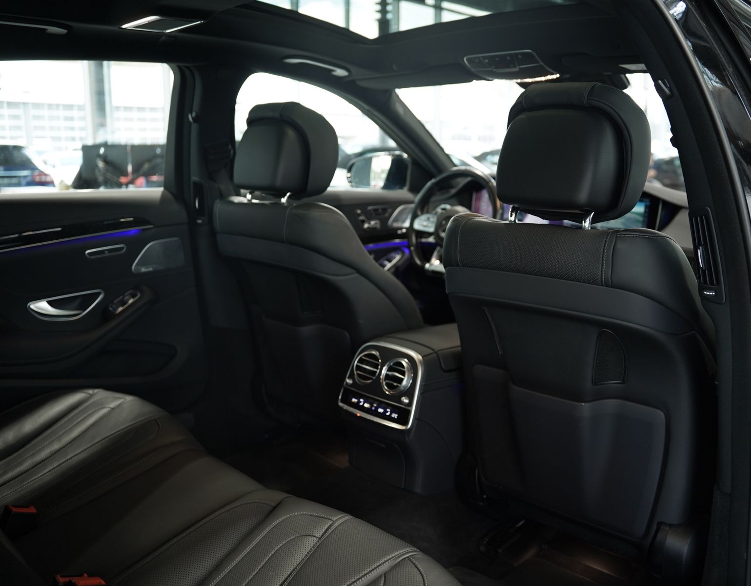 Mercedes Benz S 560