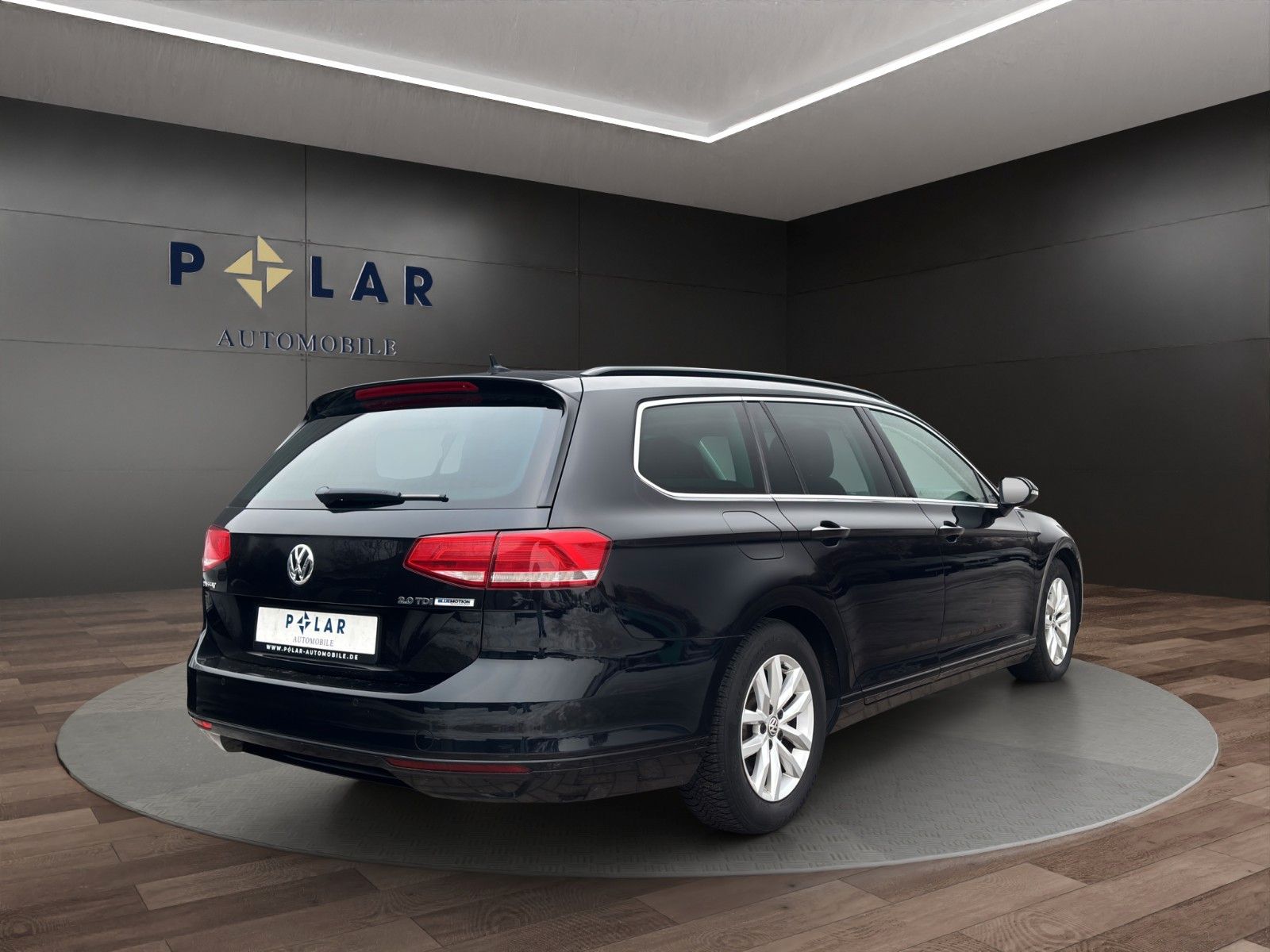 Fahrzeugabbildung Volkswagen Passat Massage/Pano/Sitzheiz/ACC *Zahnriemen neu