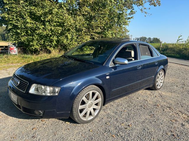 Audi A4 S-LINE 2.5TDI BOSE - SOLAR - 8x 18Zoll