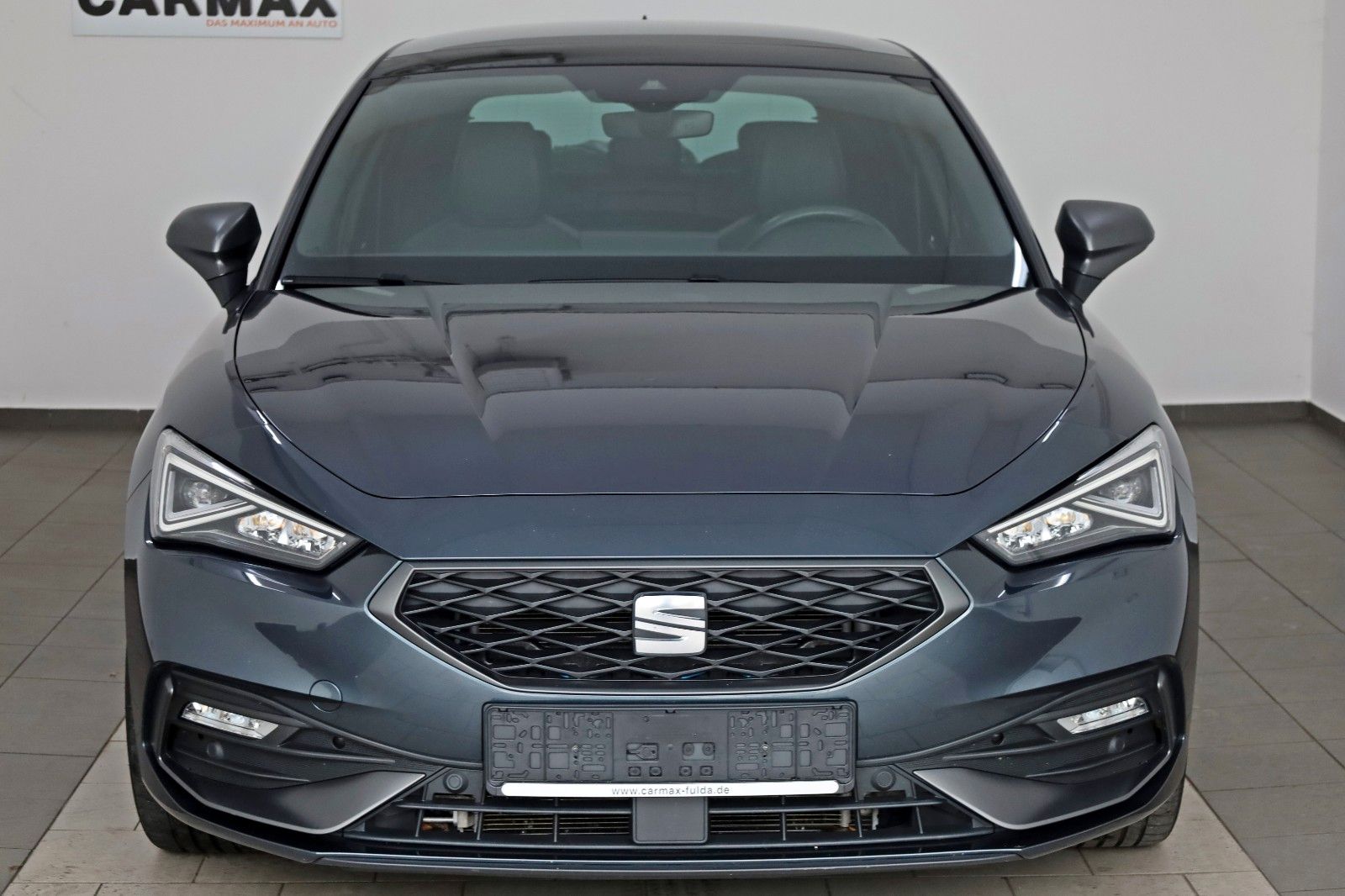 Fahrzeugabbildung SEAT Leon FR, Navi,LED,SH,Kamera,Panorama,ACC, SR+WR