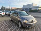 Volkswagen Golf Plus 1.6 GPL neo patentati - Volkswagen Golf Plus mit LPG-Antrieb