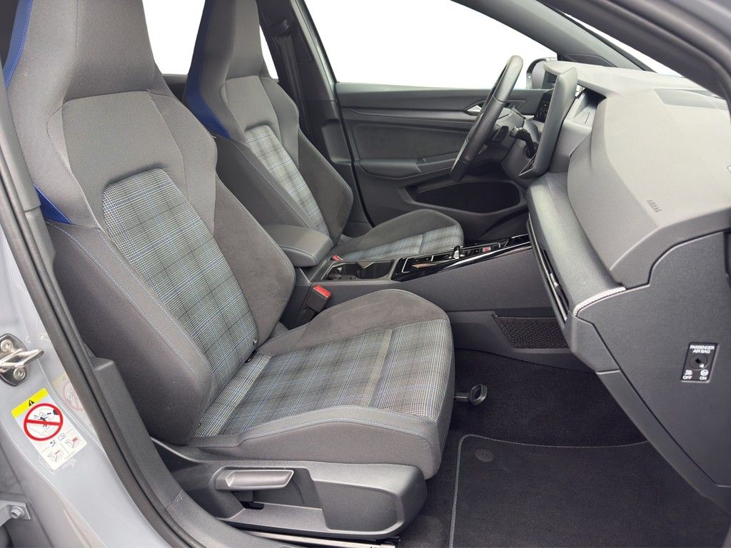 Volkswagen Golf - Bild 12
