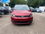 Volkswagen Touran 1.2 TSI Match BMT Navigation-Climatronic - Volkswagen Touran Match mit Benzin-Antrieb