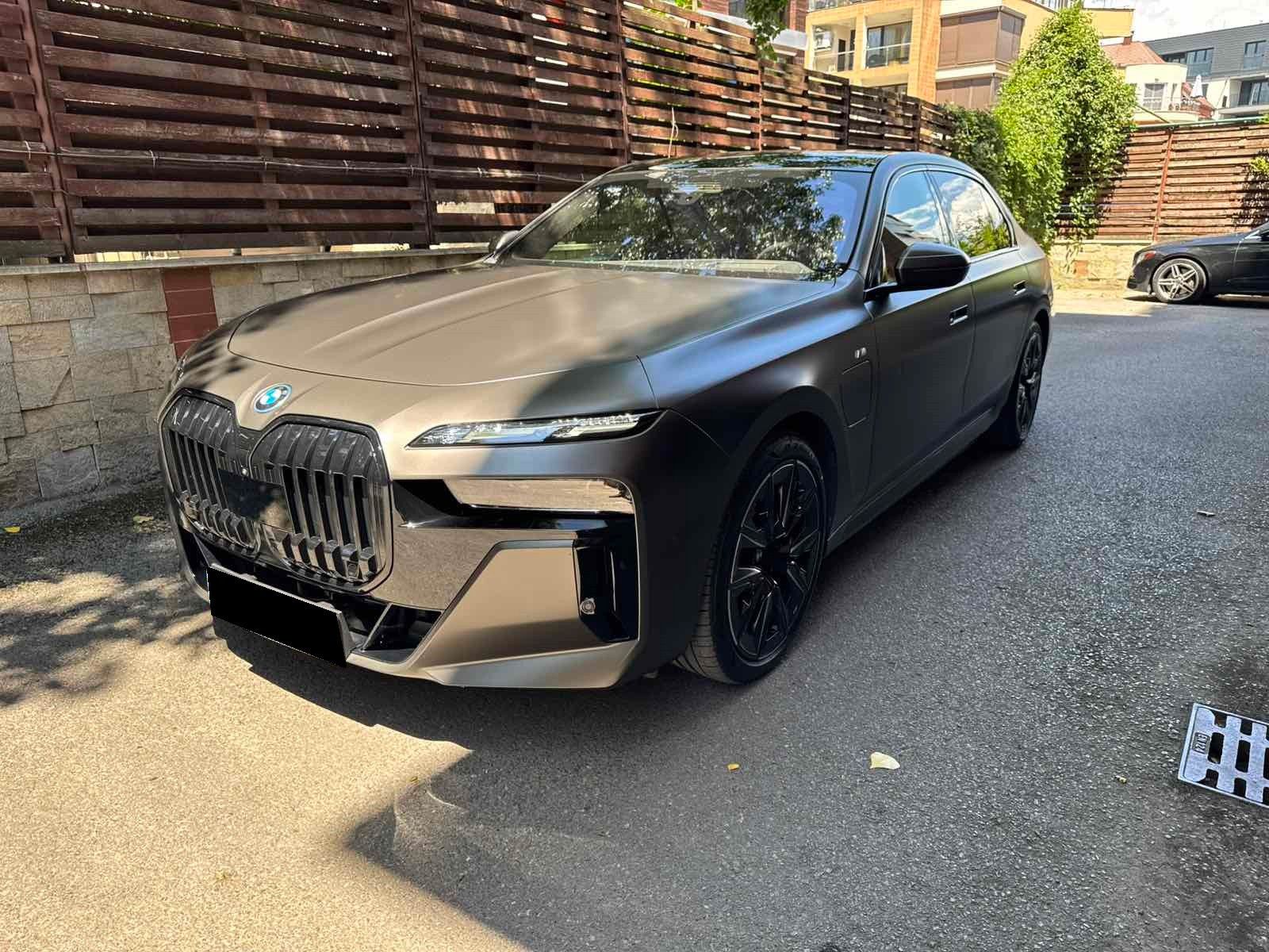 BMW 750e xDrive M Sport Pro FondEnt B&W Garantie foto 1