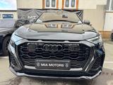 Audi RSQ8 RS Q8 4.0 TFSI quattro - Audi RSQ8: Schwarz