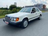 Mercedes-Benz 300e W124 3.Hand 158Tkm H-Zul. viele Extras - Mercedes-Benz 300 Oldtimer