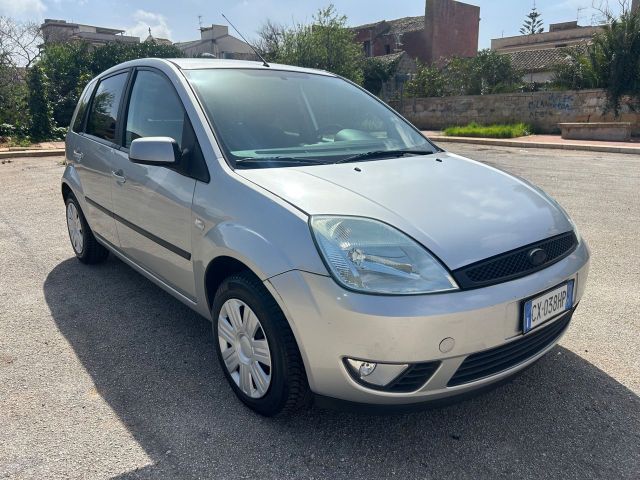 Ford Fiesta 1.4 TDCi 5p. Ghia