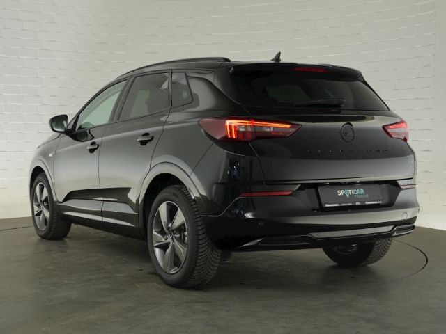 Grandland GS+LED LICHT+NAVI+360 GRAD KAMERA+SITZ