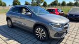 Mercedes-Benz GLA 250 e DCT  Hybrid
