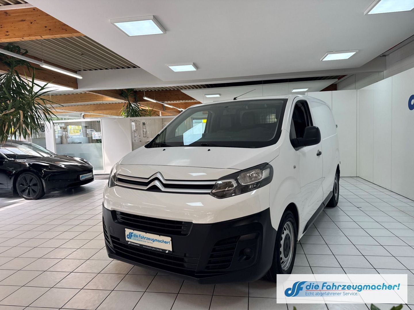 Fahrzeugabbildung Citroën Jumpy Kasten Profi XS 1.6 BlueHDi 115 FAP *EXPOR