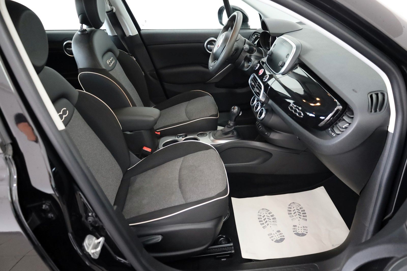 Fahrzeugabbildung Fiat 500X Pop Star Navi,Massage,SH,PDC,SR+WR