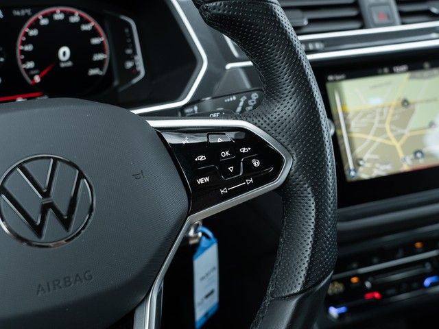Tiguan R-Line TDI DSG 4M. AHK LED NAV Kamera