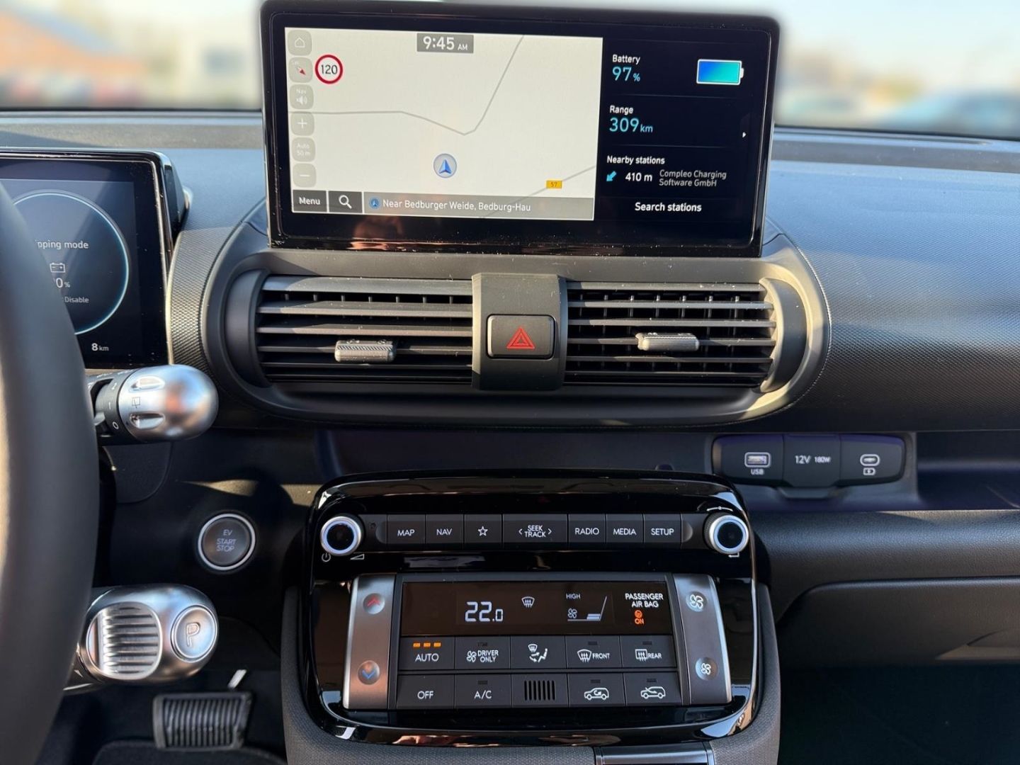Fahrzeugabbildung Hyundai INSTER Prime (49 kWh) inklusive Navigation Allwe