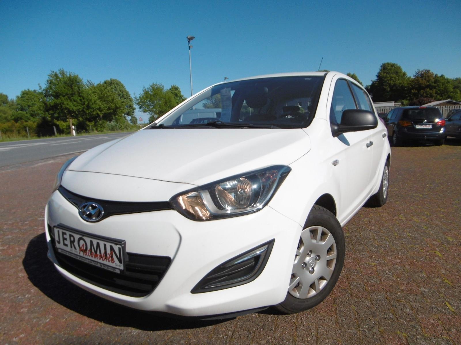 Hyundai i20 1.2 FIFA WorldCup EDITION bedingt fahrbereit