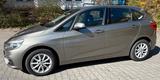 BMW 218 2 Active Tourer 218 i Advantage aus 1-Hand - BMW 218 mit Benzin-Antrieb: Limousine, Schaltgetriebe