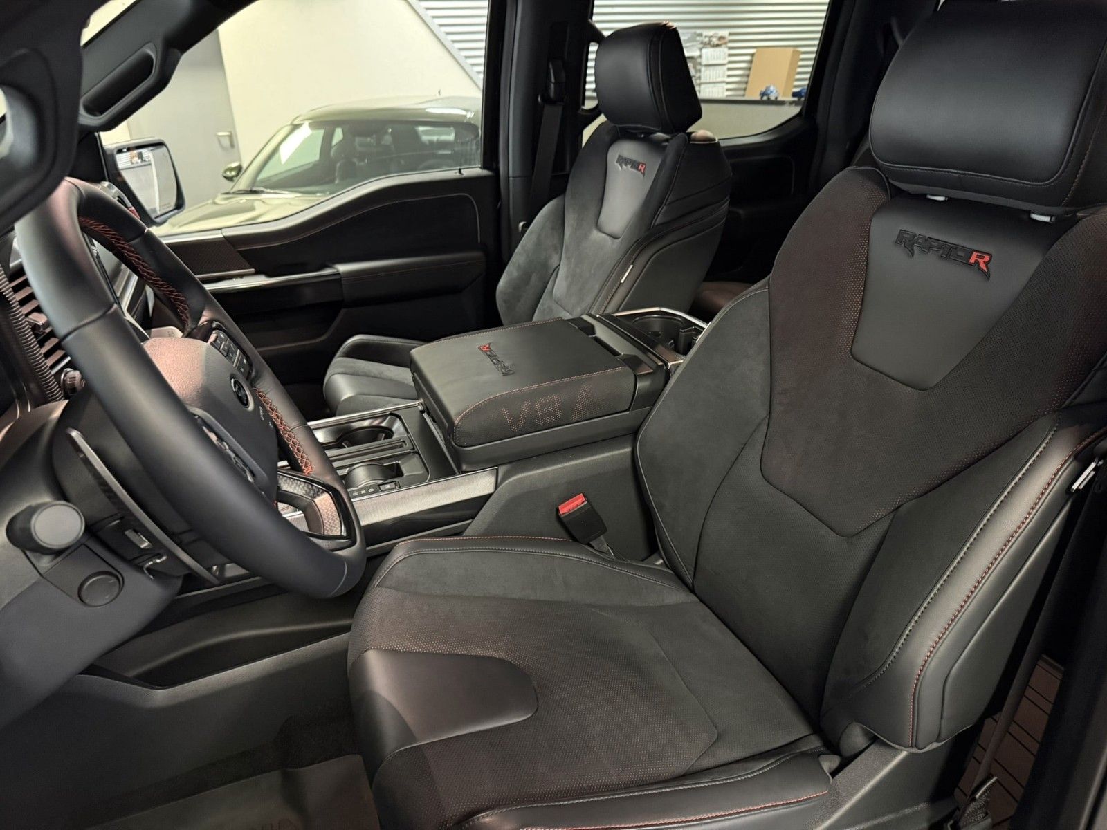 Fahrzeugabbildung Ford FORD RAPTOR -R- V8 KOMPRESSOR-SOFORT!!!!