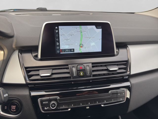 Fahrzeugabbildung BMW 218i Gran Tourer Advantage+LED+Navi+CarPlay+DAB