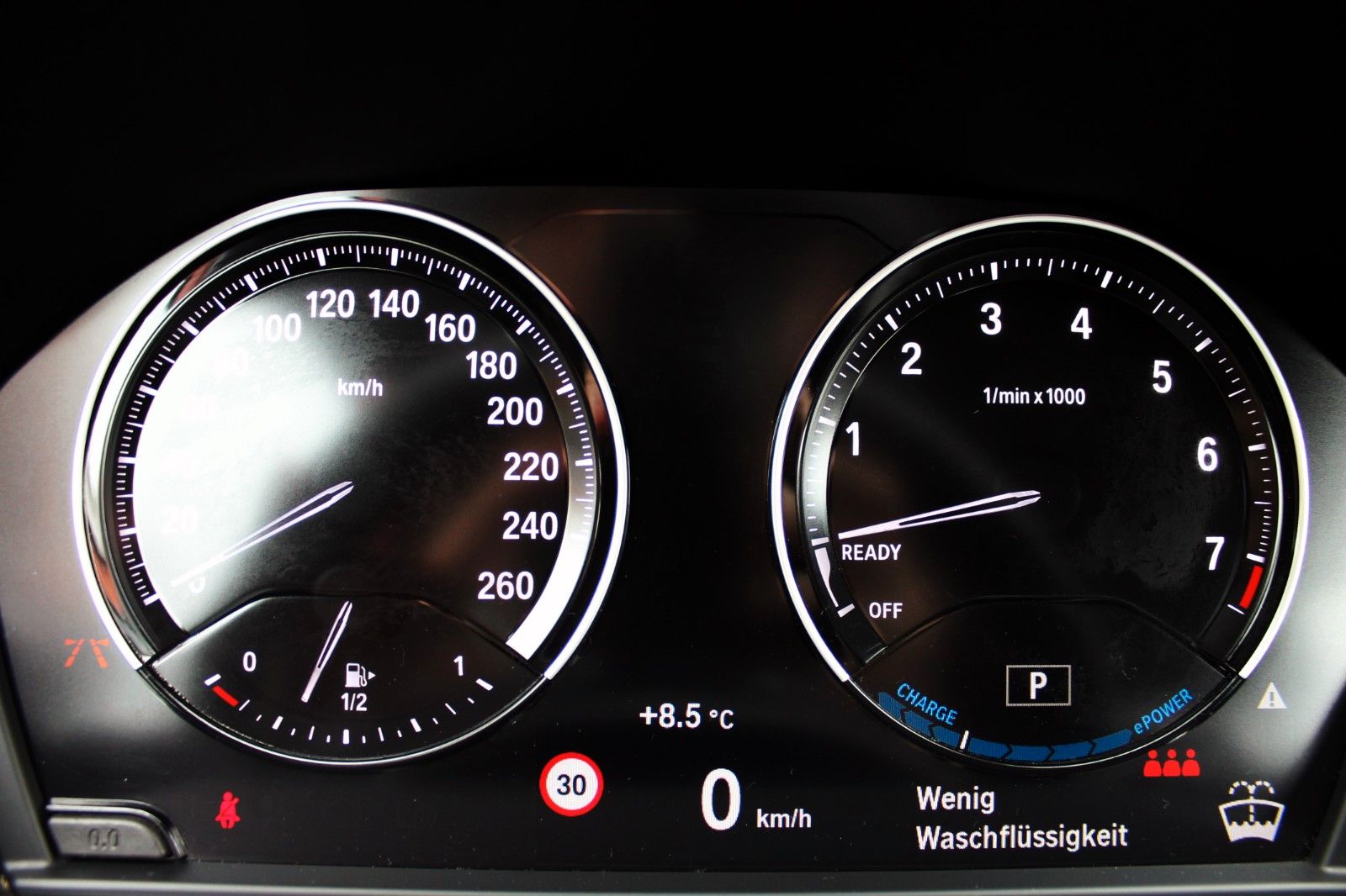 Fahrzeugabbildung BMW X1 25e xDrive Sport-Line HUD LED CarPlay ACC SHZ