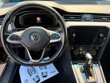 Volkswagen Passat Variant - 8